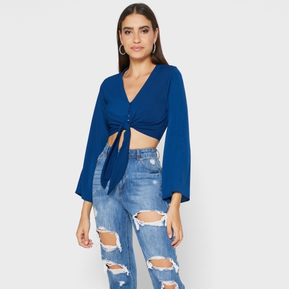 Forever 21 Knot Detail Crop Shirt.